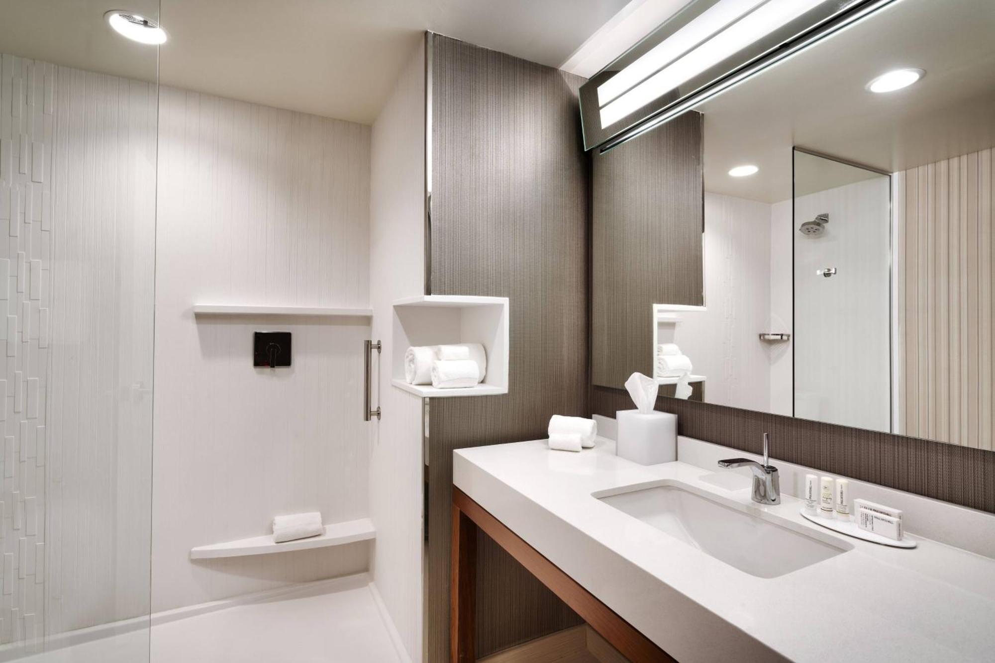 Courtyard By Marriott Atlanta Duluth Downtown Hotel Luaran gambar