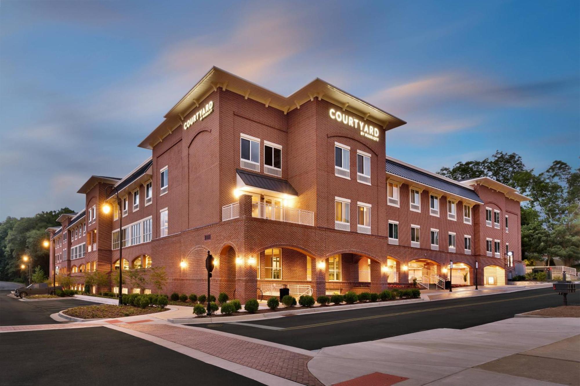 Courtyard By Marriott Atlanta Duluth Downtown Hotel Luaran gambar
